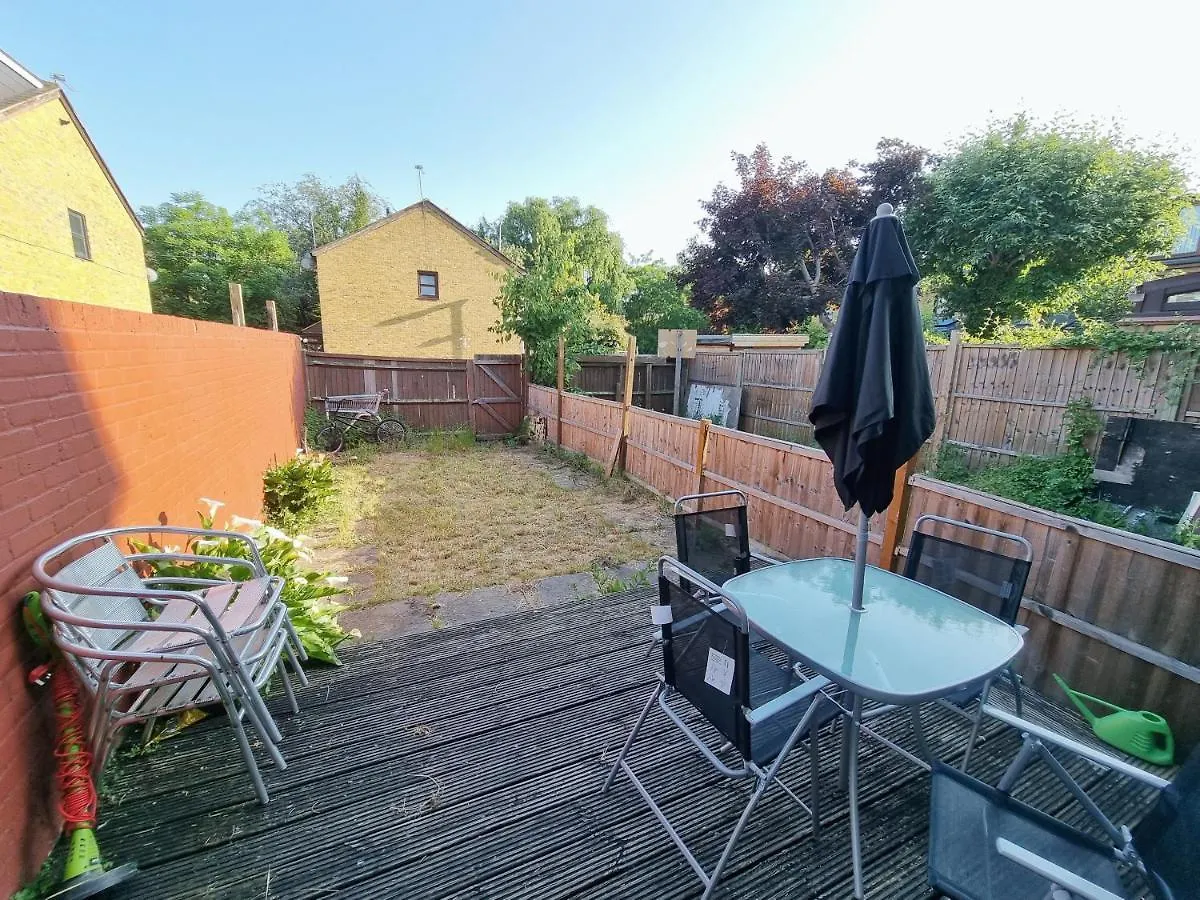 Underwood At Shoreditch Villa London Holiday home