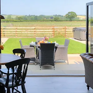 The Old Dairy - Uk31253 Holiday home Middleton (North Yorkshire)